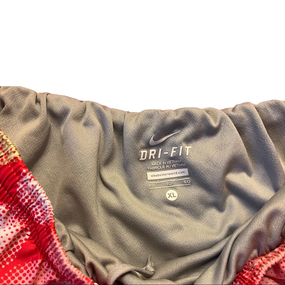 Nike Dri Fit Shorts - Picture 4 of 4